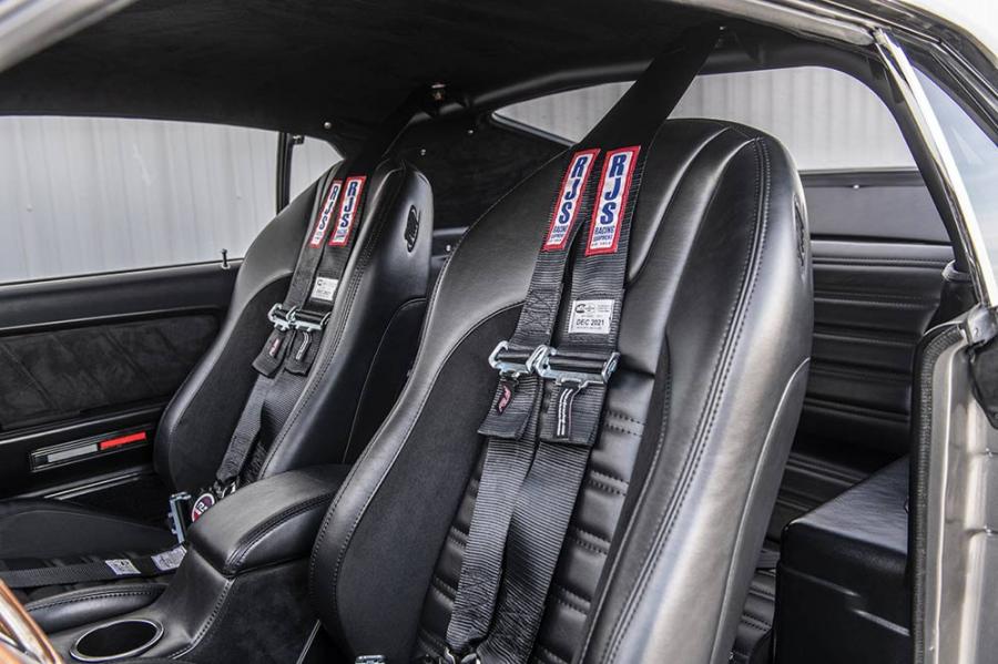 Интерьер Ford Mustang Mach 1 1000 HP Twin Turbo by Classic Recreations 2020 года  (фото 18 из 22)